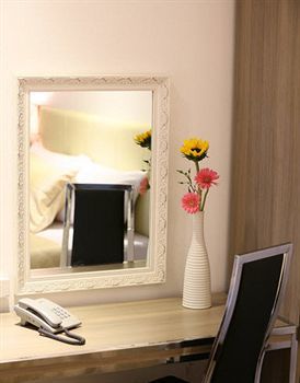Hotel A25 - 14 Pho Duc Chinh